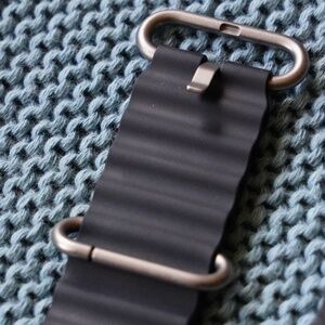 Apple Watch Ultra Ocean Band - Navy, 42/44/45/49mm, Great Condition & Authentic!